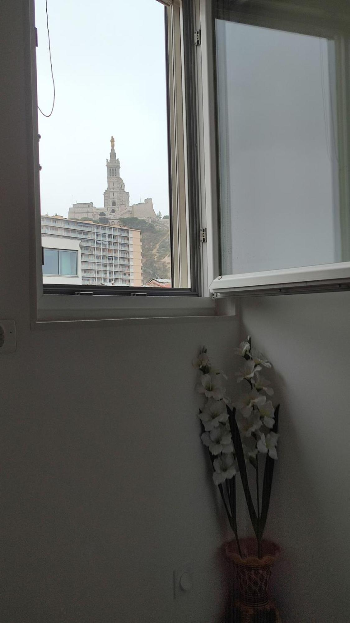 Apartamento T2 Vue sur la Basilique de Notre Dame de la Garde Marsella Exterior foto